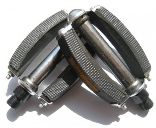 VINTAGE BICYCLE BIKE RUBBER BLOCK FOR 3.5" RALEIGH BICYCLE PEDALS 4 PIECES/1 SET 